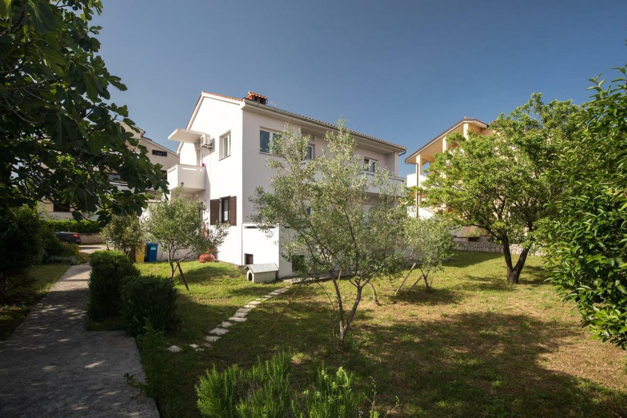 Chic Loft Appartment Krk Town Kültér fotó